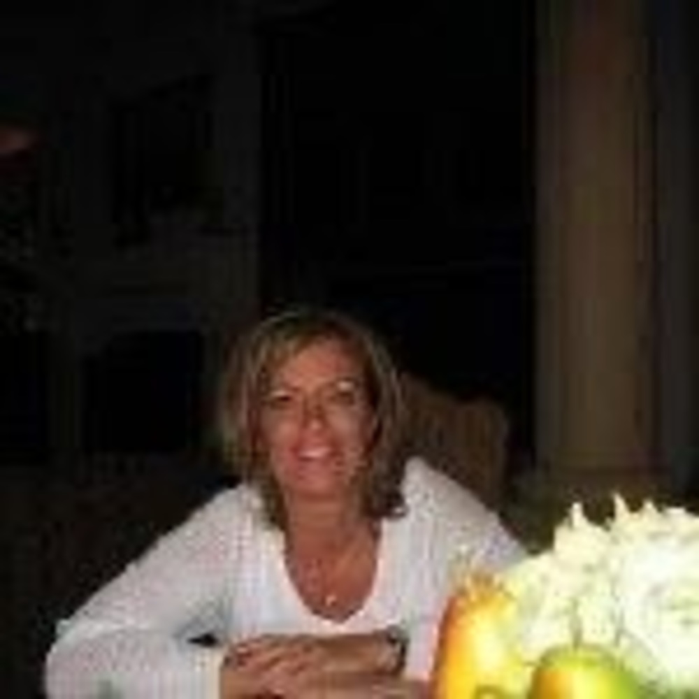 Meet your Posher, Gena